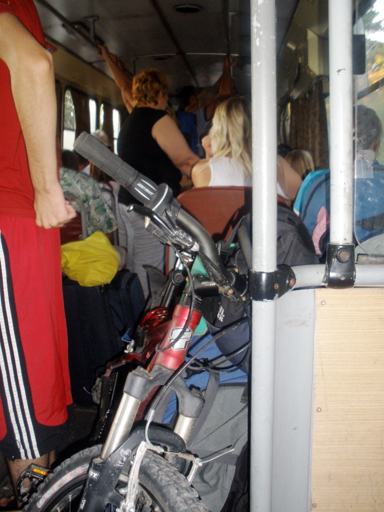 как перевозить велосипед в троллейбусе