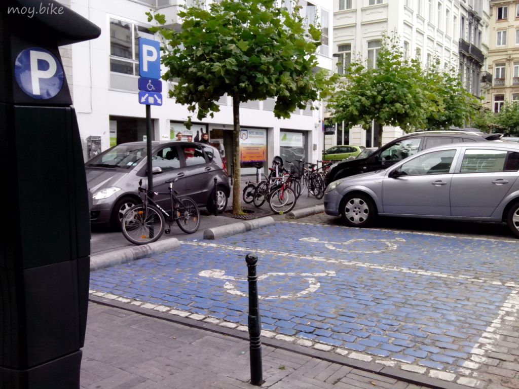 велопарковка в Бельгии